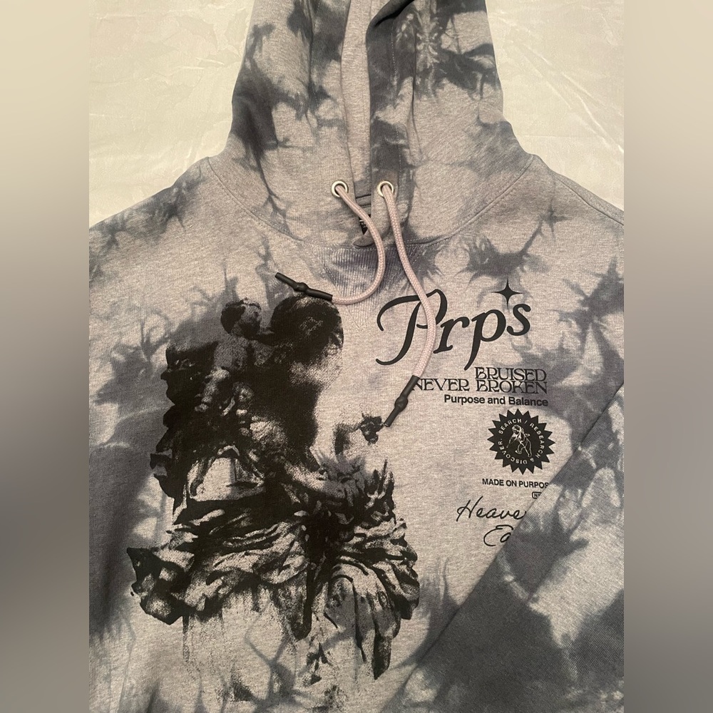 Barley worn , like new .. prps brand sz L